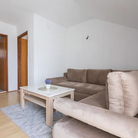 Panoramic View Apartment *